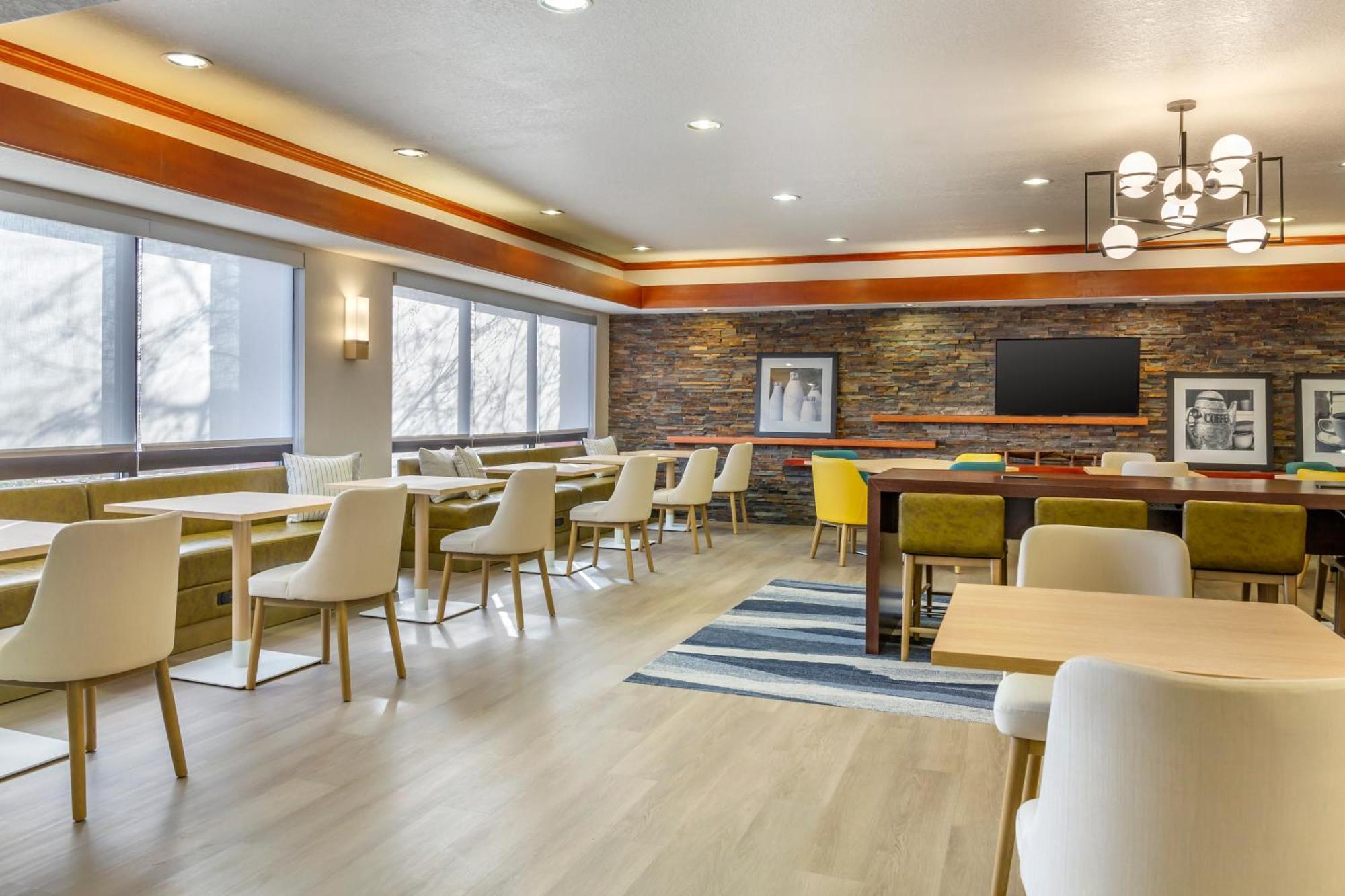 Hampton Inn Rapid Stadt Exterior foto